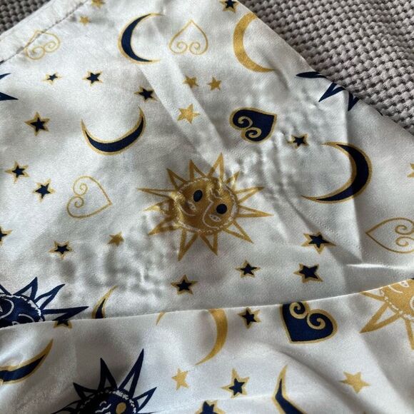 Vintage 90s Kathryn Celestial Sun Moon Print Button-Front Nightshirt Dress - Picture 11 of 11